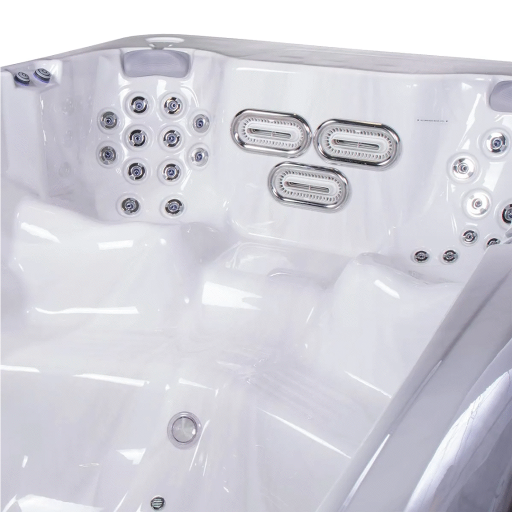 Luxueuze witte jacuzzi met diverse massagejets en hoofdsteunen van Westspa